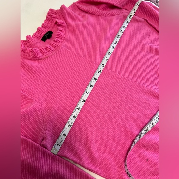 J.Crew Womens Sweater Size Large
Hot Pink Casual - Picture 4 of 7